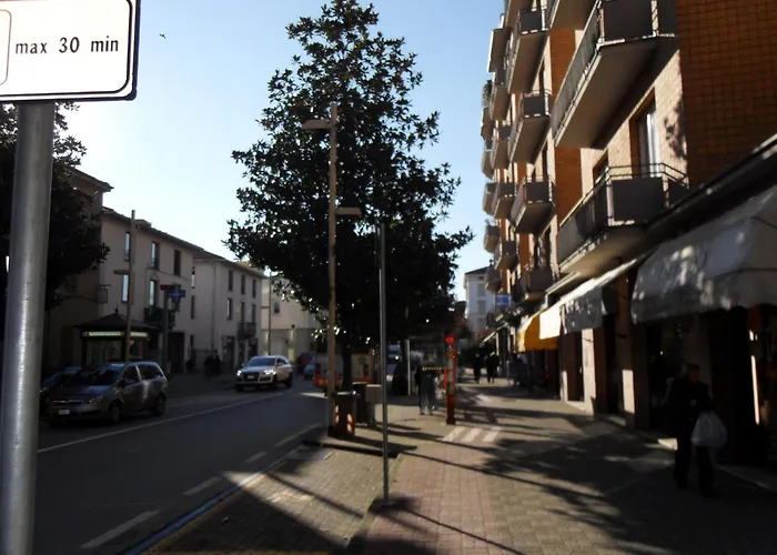 Europe Station بارما