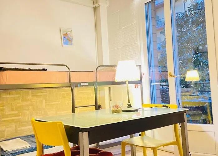 Europe Station بيت ضيافة بارما